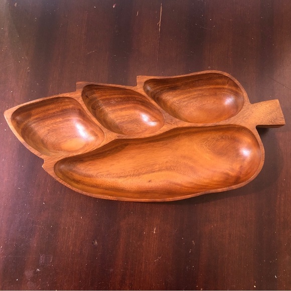 - Vintage Large Monkey Pod Wood Leaf Shaped Serving Dish. 19” Long. Like N… - Picture 1 of 5